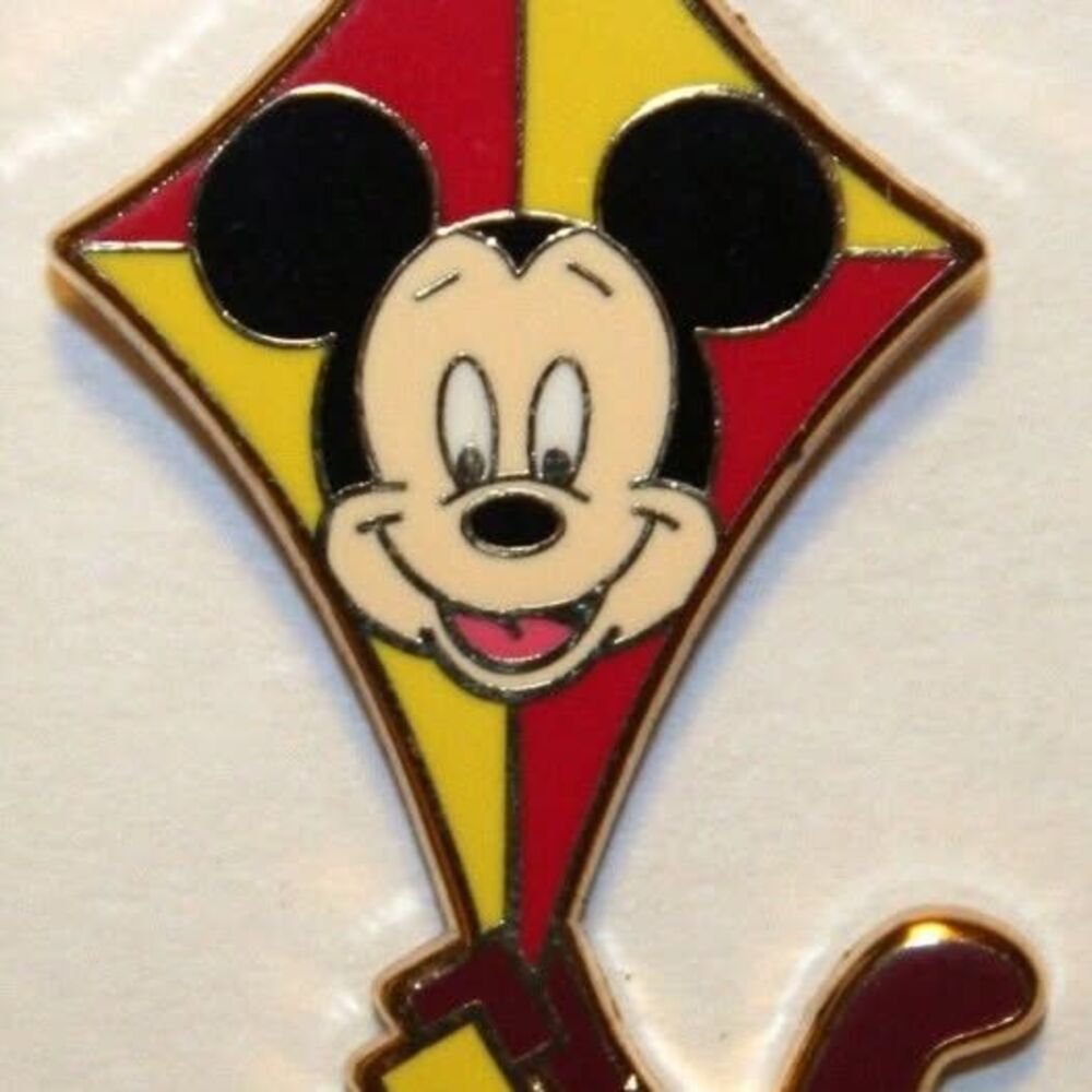 Disneyland Resort Cast Lanyard Series 3 - Kite - Mickey